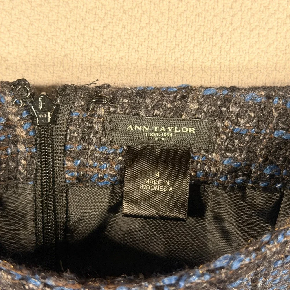 Ann Taylor step into